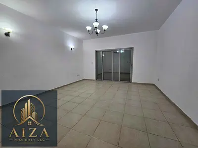 Parking free Very Spacious Flat 2 bhk Rent 40k with Family building Balcony cornish view