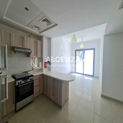 UNFURNISHED | SPACIOUS BALCONY | COMMUNITY VIEW