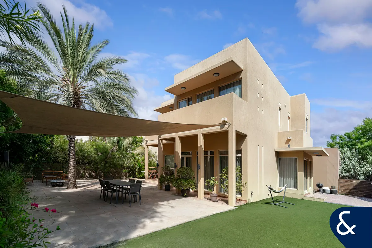 Perfect Location | Exclusive | Private