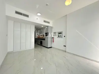 Chiller Free | Spacious Studio | Open View
