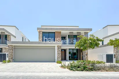 Exclusive | July Handover | Private Pool