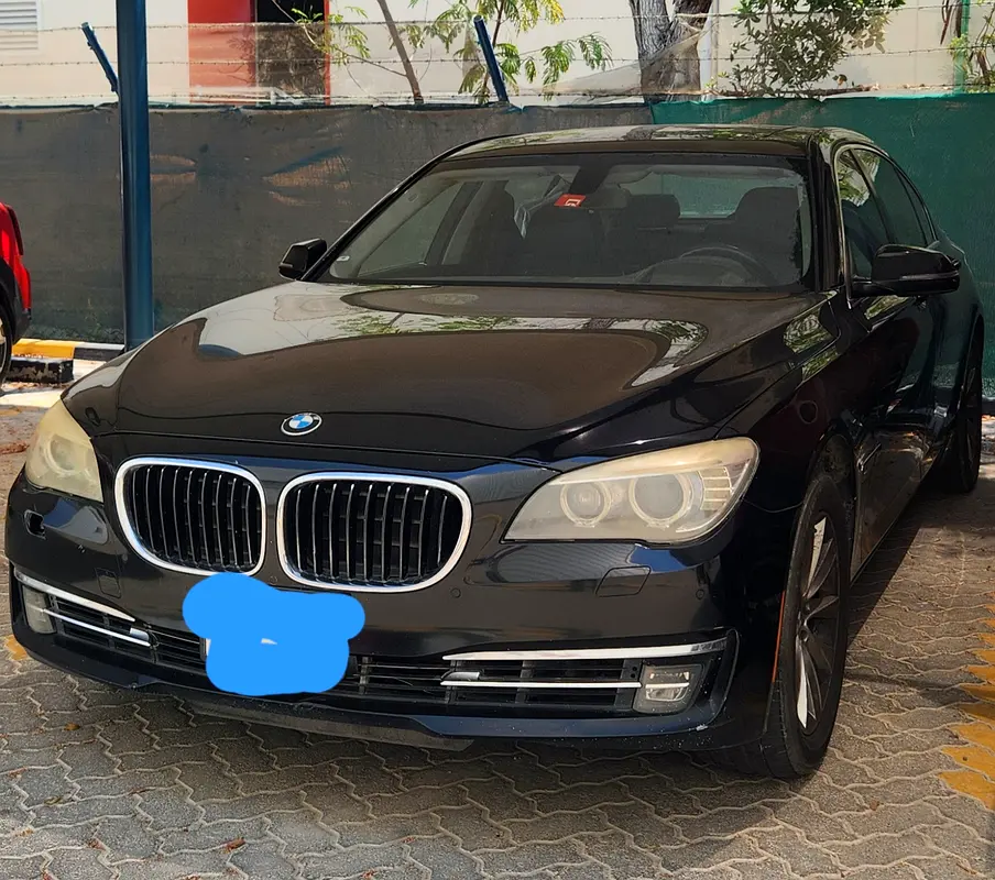 BMW 7-Series 2013 — photo 1 of 7