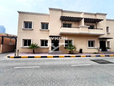 Private Garden | Al Barsha Villa | Community View