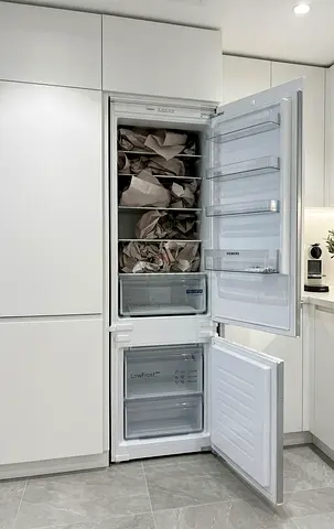 Siemens Latest Model Built-in Fridge with Bottom Freezer – Brand New Stock