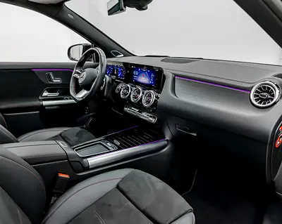 صورة 8 لـ 2025 Mercedes-BENZ EQA