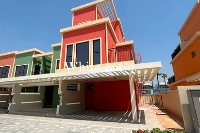 Single Row | Close To Lagoon | Corner Unit