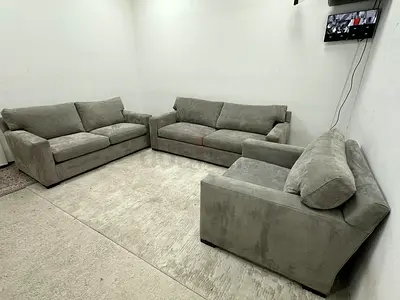 Expensive quality crate and barrel Axis gray 6 seater sofa