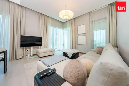 Waterfront | Private Lift | Canal Views | Vacant