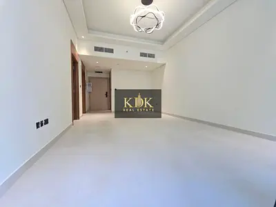 Premium 1 BR | Ready to Move in | Community View