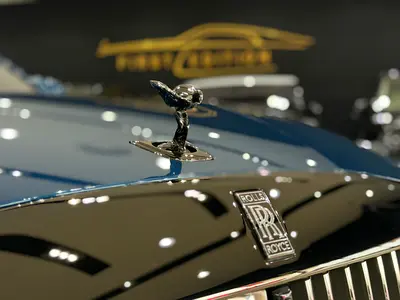 2025 ROLLS-ROYCE SPECTRE — миниатюра 20