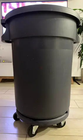 Brand New Unused Drum for Sale with Lid and Wheels