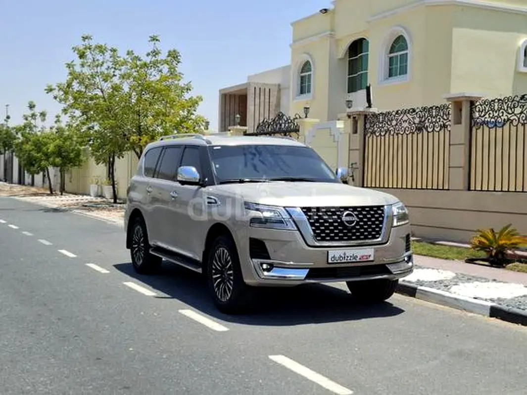 Nissan Patrol 2023 — photo 1 of 20