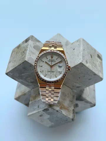 Rolex Land-Dweller 40