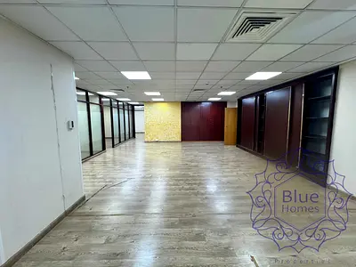 1 Month Free /Chiller Free / Fitted Office/ Near to Metro