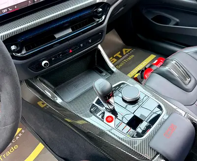 2025 BMW M4 缩略图 16