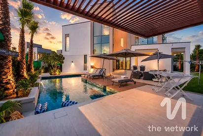 Exclusive | Huge Corner Plot | Private Pool &amp; BBQ