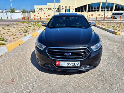 Ford Taurus Limited 2015 in perfect Condition