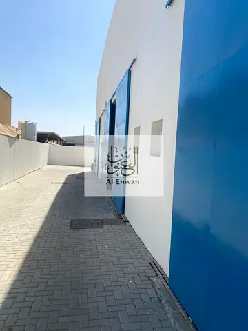 ✨ للبيع مستودعات استثمارية في الصجعة – الشارقة ✨🏭