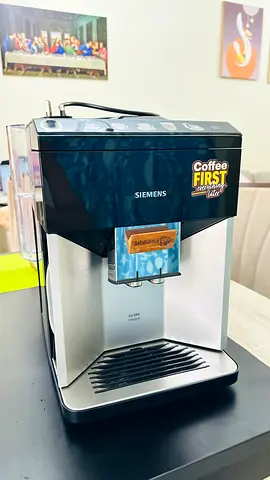 Siemens EQ500 coffee machine, for sale 900dhs