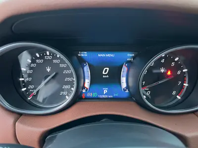 صورة 13 لـ 2016 Maserati LEVANTE