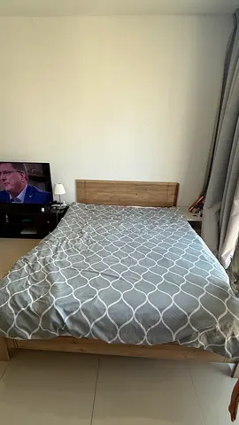 Queen size bed with mattress