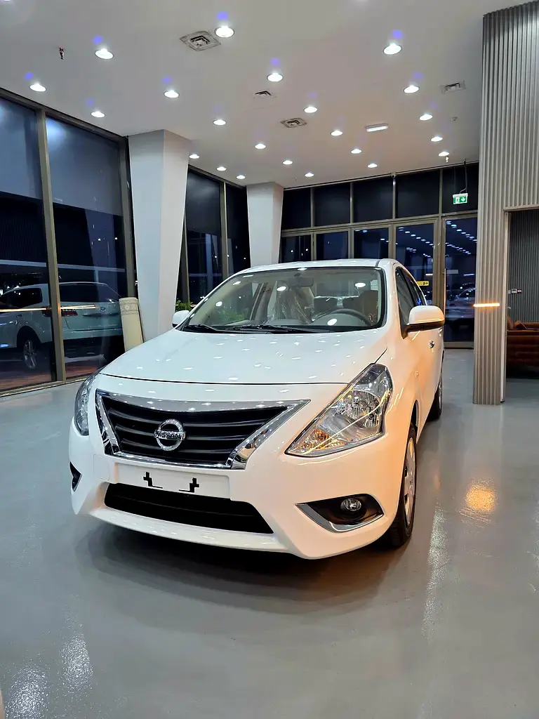Nissan Sunny 2026 — photo 1 of 17