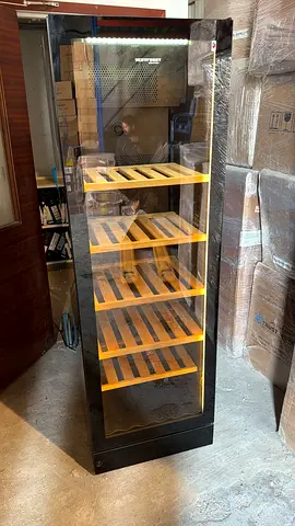 Latest Model Vestfrost 197 Bottles Capacity Wine Cooler Dual Zone Temperature Like New