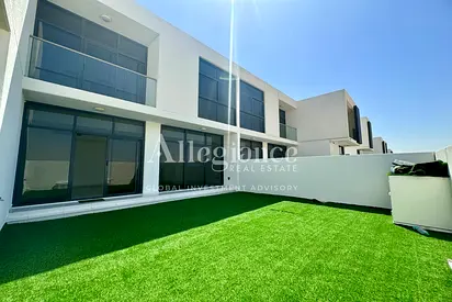 Type R2-M | 3BR+Maid | Spacious | Prime Location