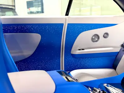 2025 ROLLS-ROYCE SPECTRE — миниатюра 15
