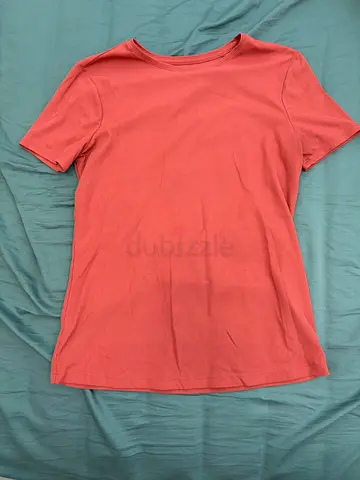 Woman’s coral shirt  (ribbed)