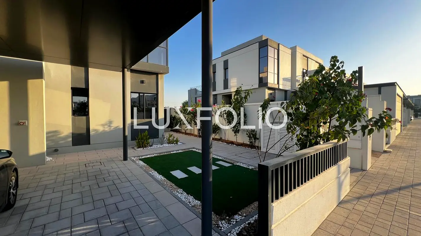 Landscaped | Beside Park | Vastu Compliant