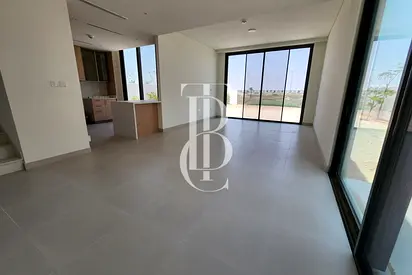 Golf Course Living | Vacant | Stand Alone Villa