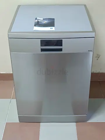 SIEMENS iQ700 , Made in Germany Dishwasher 15 Place Settings Dishes Excellent condition