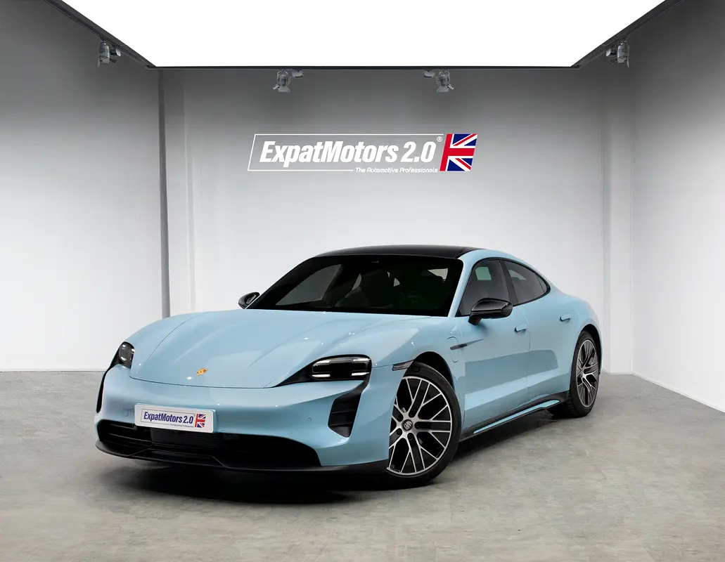 Porsche Taycan 2021 — photo 1 of 20