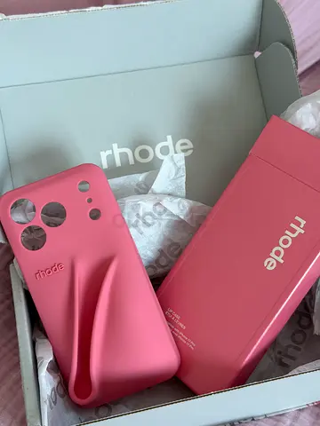 Rhode 17 pro sweet pea phone case, original with a check
