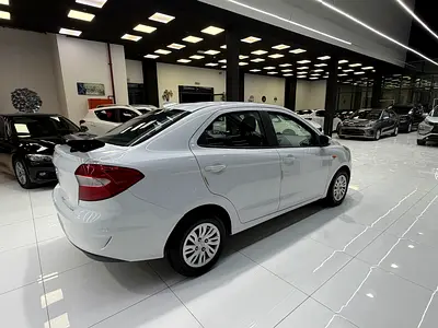 2019 FORD FIGO 照片 4