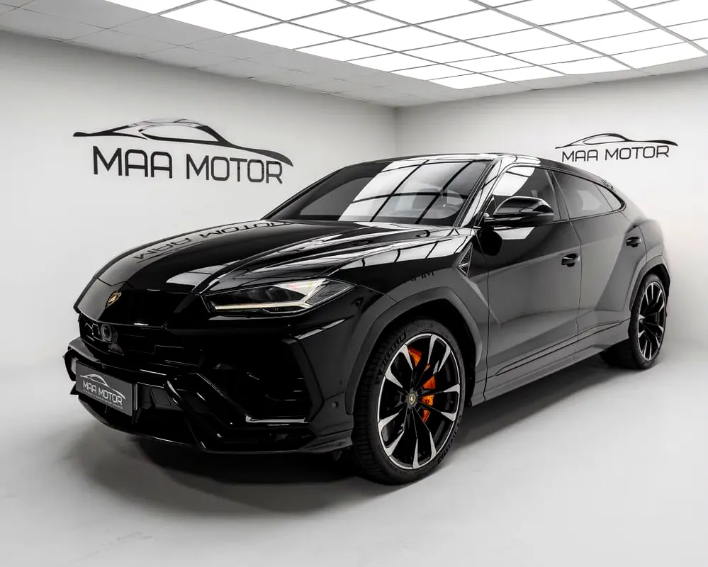Lamborghini Urus 2020 — photo 1 of 12