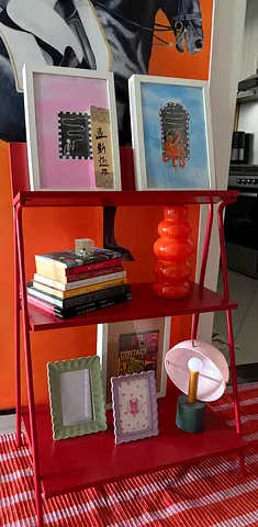 Red 3-Tier Display Shelf — Compact Decorative Storage