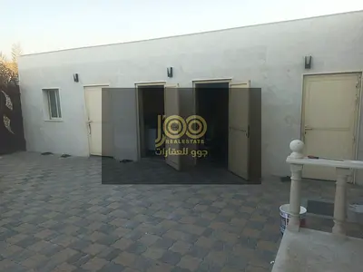 فيلا للإيجار 4 غرف في ام القيوين