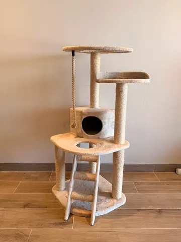 Multi-Level Cat Tree With Scratching Posts Hideaway