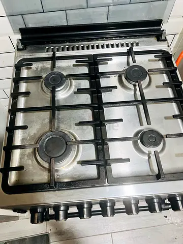 West Point 4-burner stainless steel gas cooking range with oven