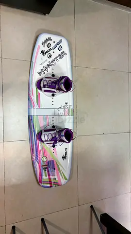 Hyperlite Motive wakeboard Vargas series