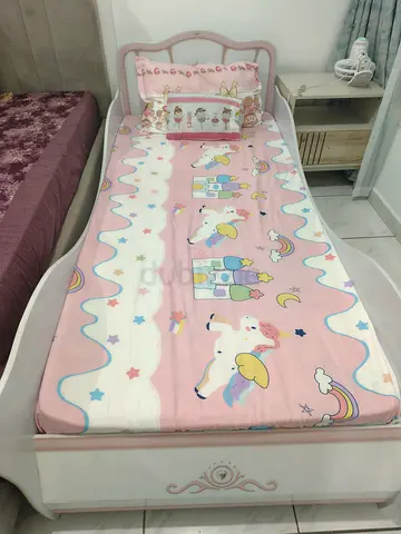 Kids bed