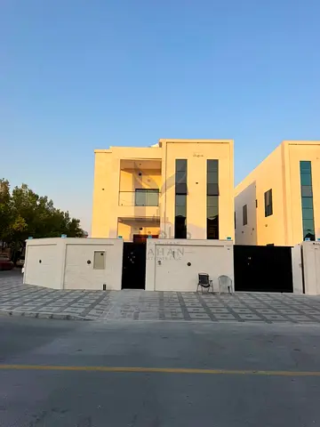 🔥 Brand New Luxury Corner Villa with Elevator & Roof | 5 Master Bedrooms | 5,000 SQFT Plot | Premi