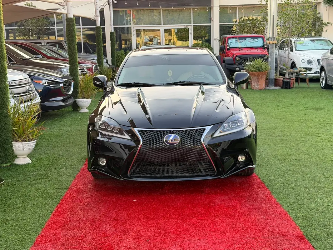 Lexus IS-Series 2007 — photo 1 of 20