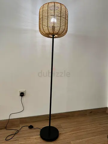 Rattan Woven Floor Lamp with Black Metal Stand - Like New Condition