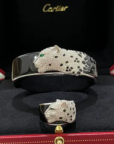 PANTHÈRE DE CARTIER
