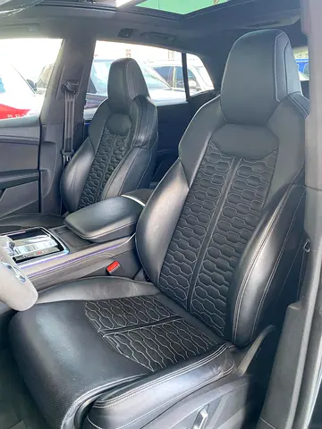 2023 AUDI RS Q8 照片 7