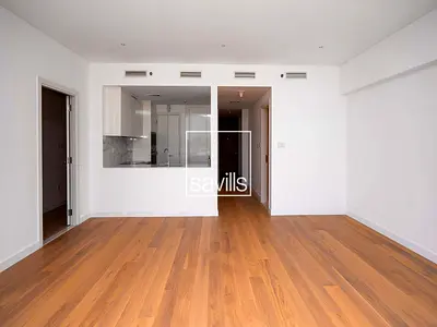 Sea View | Vacant | Highly Maintained