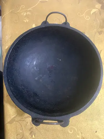 Large cast iron wok